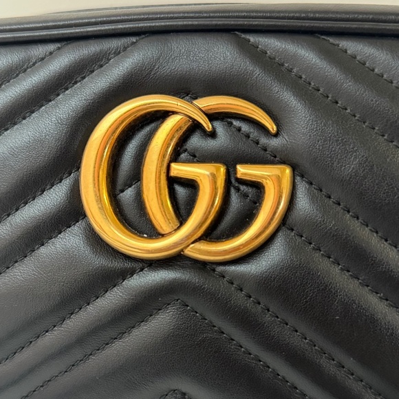 Gucci GG Marmont Small Shoulder Bag - Picture 3 of 9